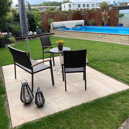 Ferienwohnung Schwarz Sersheim Exteriör bild