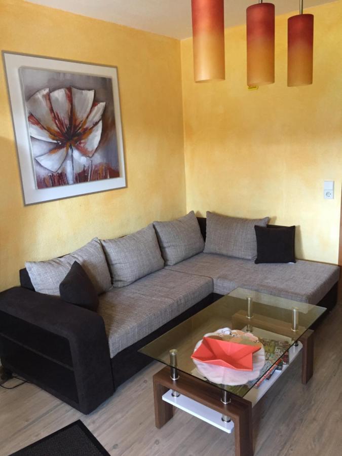 Ferienwohnung Schwarz Sersheim Exteriör bild