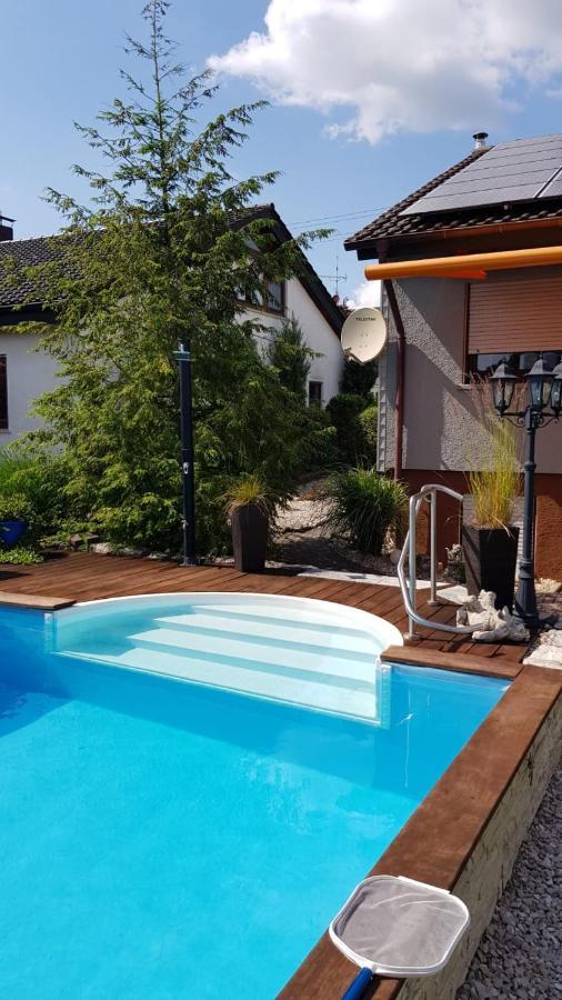 Ferienwohnung Schwarz Sersheim Exteriör bild